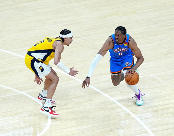 杰伦威：队友们都像一家人一样 夺魁  是我刚进NBA时从未敢想的
