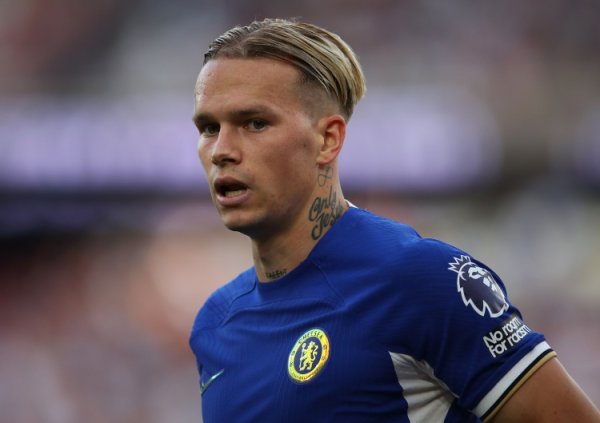 记者:切尔西计划起诉穆德里克和乌克兰足协,要求赔偿当初转会费 记者:切尔西计划起诉穆德里克和乌克兰足协,要求赔偿当初转会费