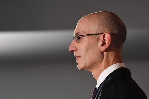 萧华：扩军是我们在持续关注的事情 但目前没有新的消息