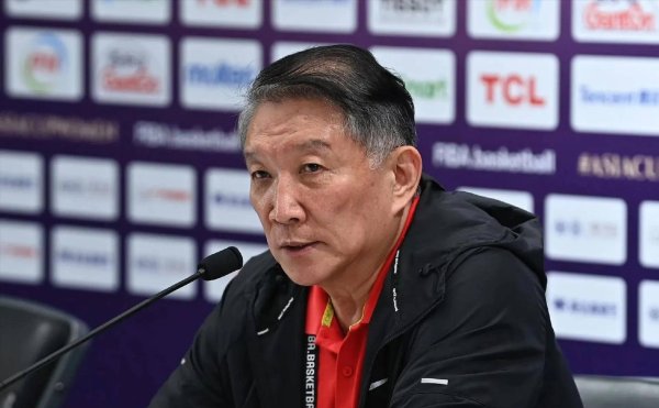 中国男篮大胜28分, 郭士强给宫鲁鸣上了一课, 李梦也该如此安排