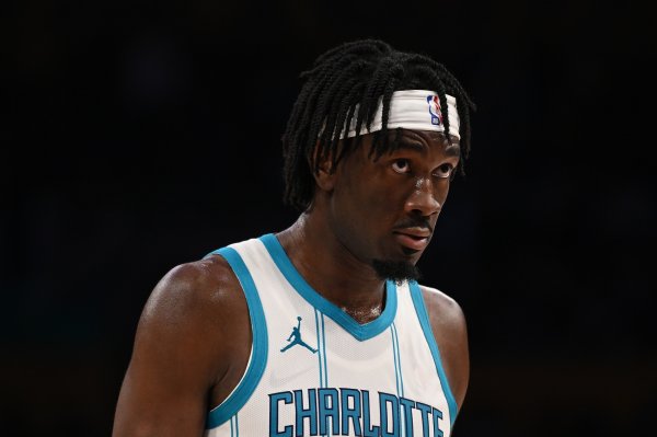 太阳主帅:马威还未进行5对5练习 他不会出战与湖人的季前赛首战 太阳主帅:马威还未进行5对5练习 他不会出战与湖人的季前赛首战