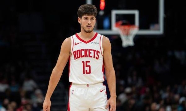 跟队记者: 火箭只有3名控卫还包括谢泼德, 他们应该签下前76人后场