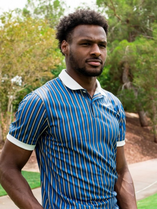 詹嫂深情祝福布朗尼生快:对你成长为一个如此优秀的男人充满信心 詹嫂深情祝福布朗尼生快:对你成长为一个如此优秀的男人充满信心