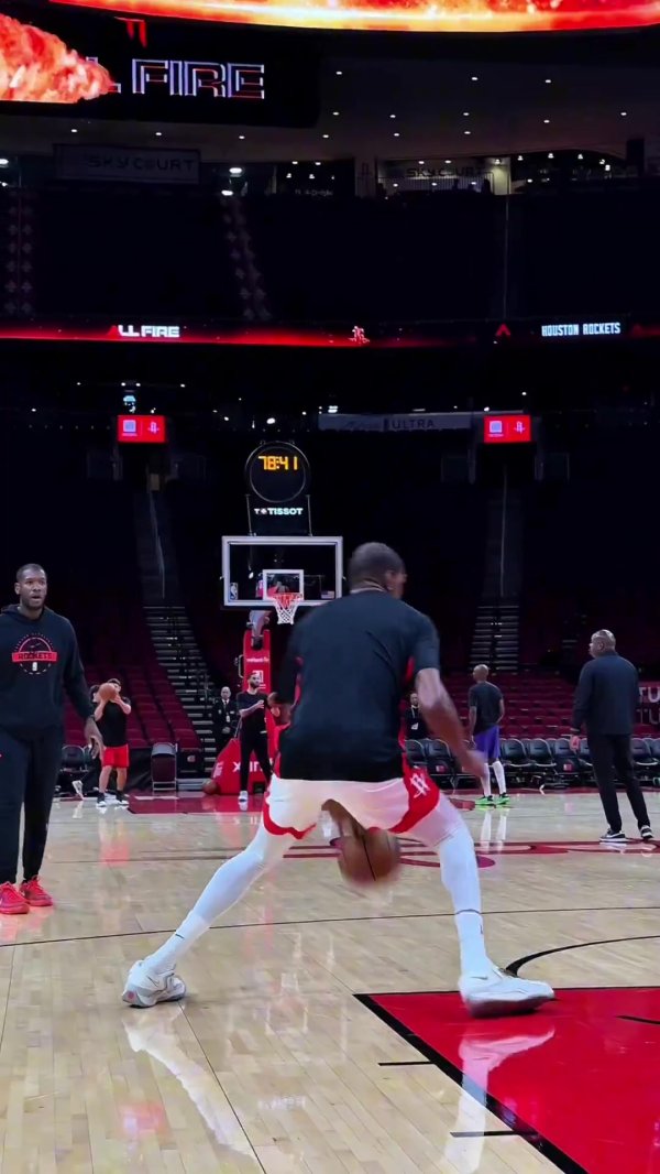 要来了！火箭官方晒杜兰特赛前练习  视频：KD在准备他的火箭首秀