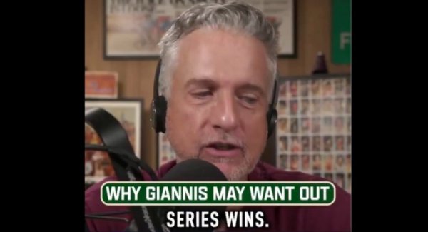 比尔-西蒙斯：字母哥才赢8次巡回赛在雄鹿都算不上是追逐总第一名