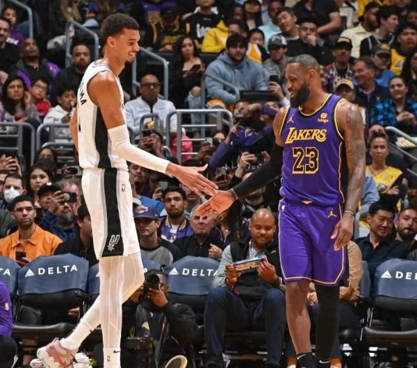 名嘴看好文班新赛季能复刻詹姆斯第三年冲破