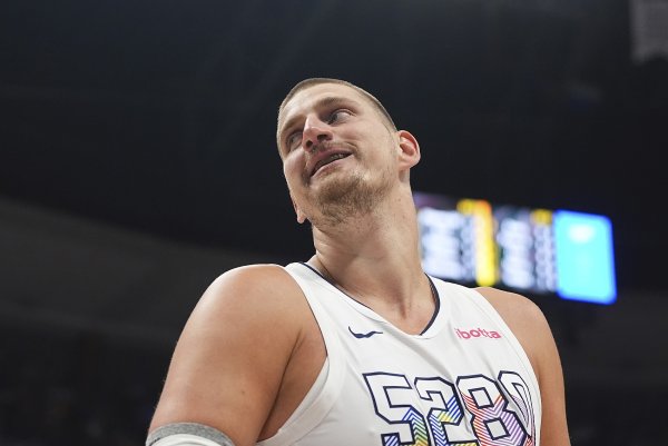 GM调查之最佳国际球员：约基奇93%选票独一档 东契奇亚历山大在列