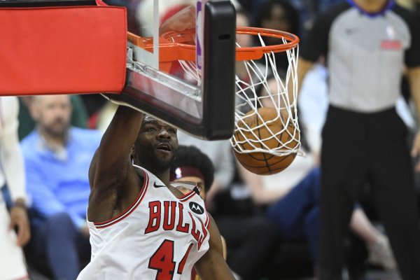 多诺万:帕威是主动承担责任的人 他能挑起重担 多诺万:帕威是主动承担责任的人 他能挑起重担