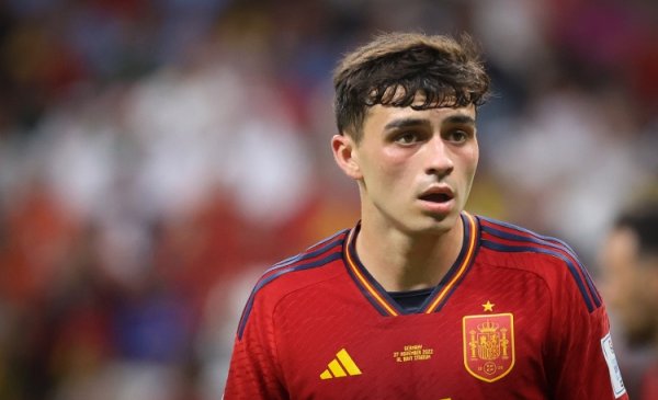 西班牙中场球员真核!阿斯:佩德里金球奖只排第11或许被低估 西班牙中场球员真核!阿斯:佩德里金球奖只排第11或许被低估