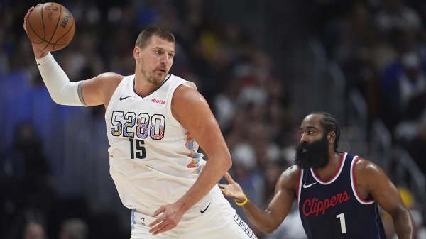 媒体人：快船和掘金都比去年更强了 想想新赛季西部的赛事  就兴奋