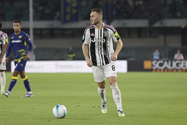 库普梅纳斯:加盟尤文后遇到了困难,今天终于回到了我熟悉的位置 库普梅纳斯:加盟尤文后遇到了困难,今天终于回到了我熟悉的位置