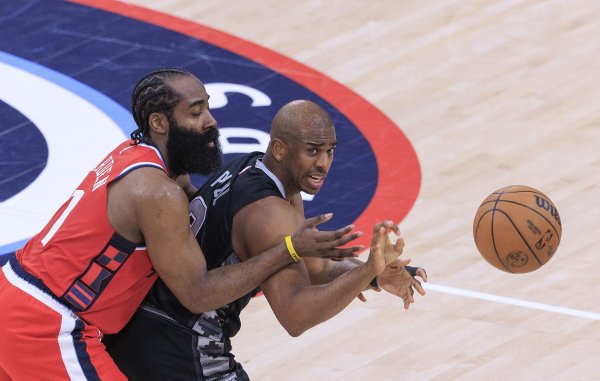 名嘴:对付快船采取全场盯防效果最好 哈登和保罗都年纪大了 名嘴:对付快船采取全场盯防效果最好 哈登和保罗都年纪大了