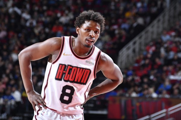 乌度卡:泰特目标是主场作战 揭幕战复出 芬尼-史密斯暂无复出时间表 乌度卡:泰特目标是主场作战 揭幕战复出 芬尼-史密斯暂无复出时间表