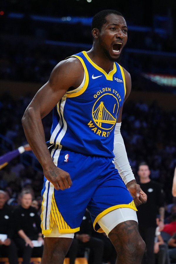 希尔德:库明加可能是除詹姆斯&华子之外转换攻击 最好的球员之一 希尔德:库明加可能是除詹姆斯&华子之外转换攻击 最好的球员之一