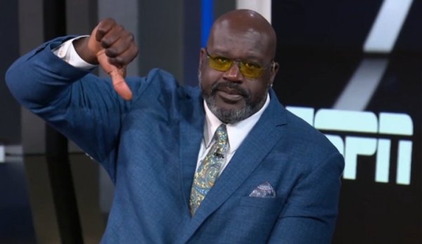 奥尼尔评价艾顿表现:👎你得站出来 面对小个后倾投篮行不通的 奥尼尔评价艾顿表现:👎你得站出来 面对小个后倾投篮行不通的